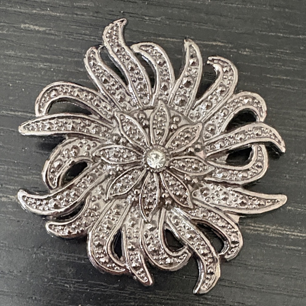 Silver Floral Brooch